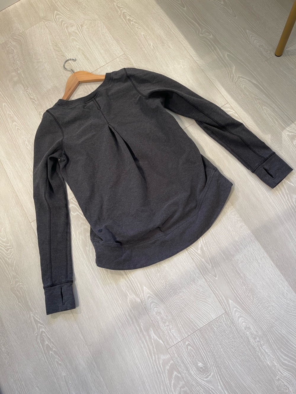 Lululemon Exhalation Pullover Heathered Black / Black Gray size 4/6 fit - Picture 14 of 16